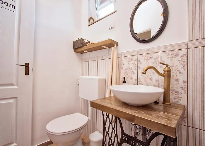 The Weekend House - Zsory בית נופש *